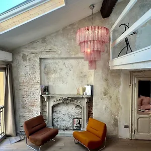 Charming And Design Attic Loft In Coolest Area Navigli Ticinese Milán